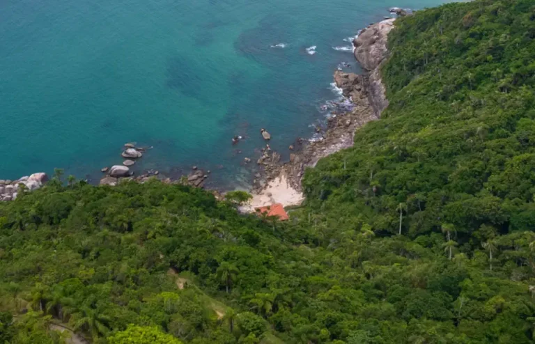 Praia do Caeté em Bombinhas
