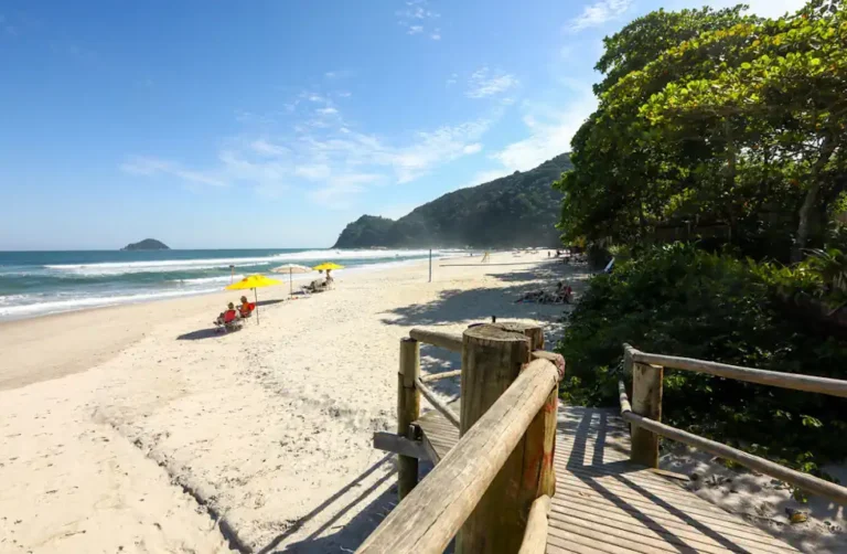 Praia do Camburi, em São Sebastião