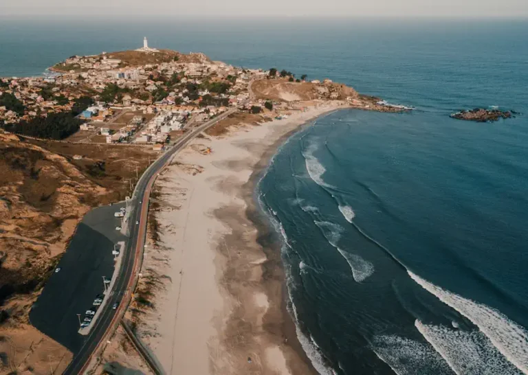 Praia do Cardoso em Laguna