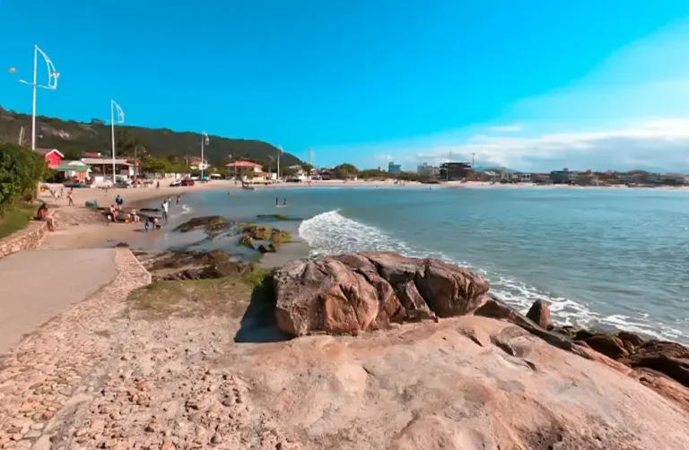 praia da pinheira em palhoça sc
