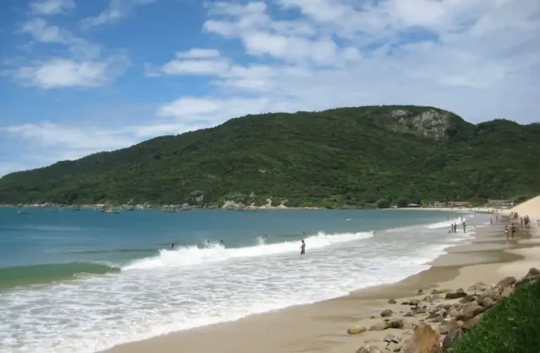 Praia dos Ingleses em Florianópolis