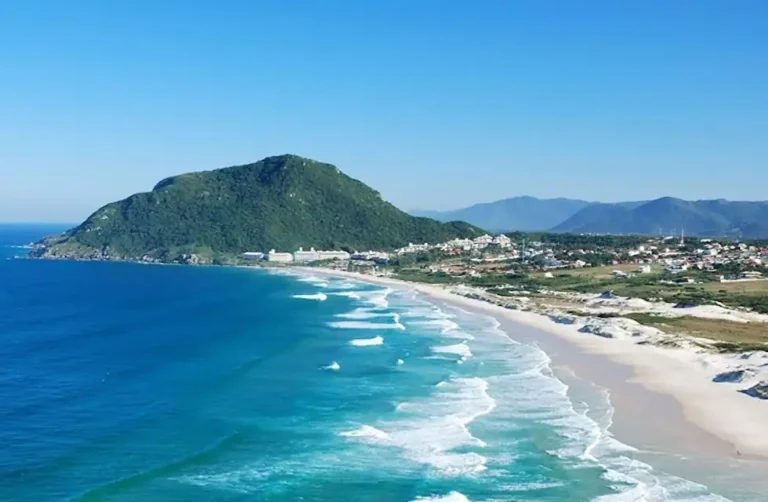 Praia do Santinho em Florianópolis