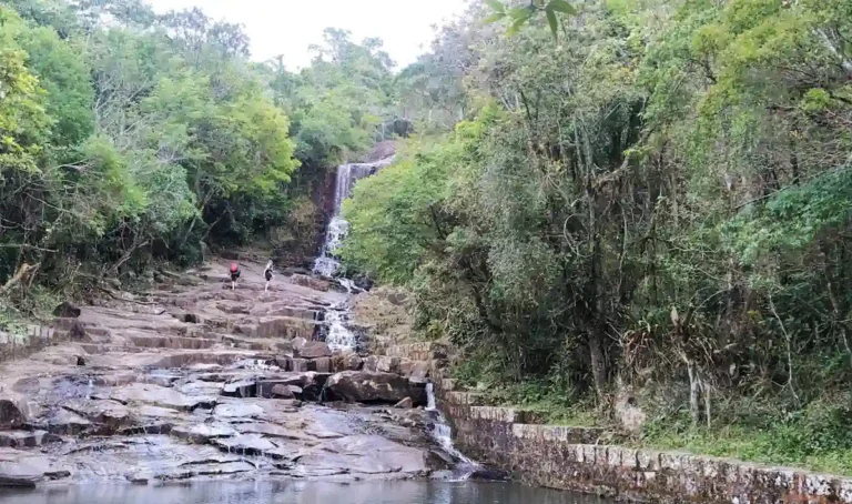 cachoeira da costa da lagoa