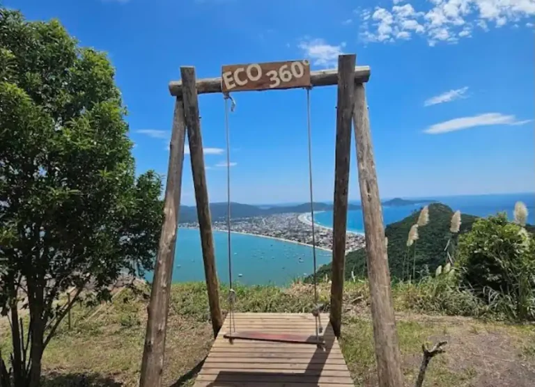 Mirante Eco 360° em Bombinhas