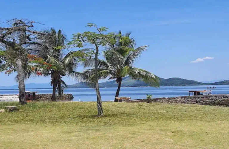 Praia das Gaivotas em Paquetá
