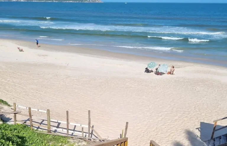 Praia Lomba do Sabão em Florianópolis