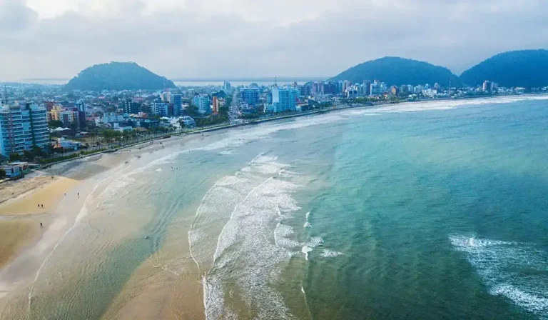 As 10 Melhores Praias em Paraná