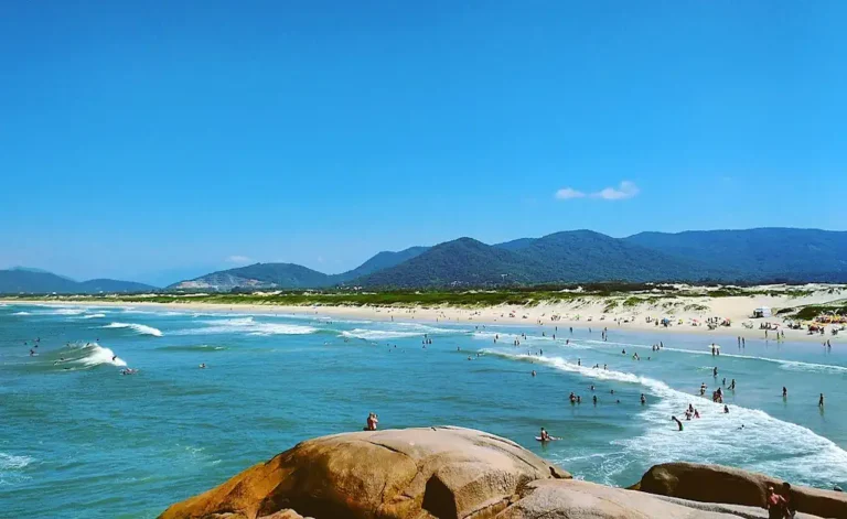 Melhores Praias de Florianópolis Para Casal