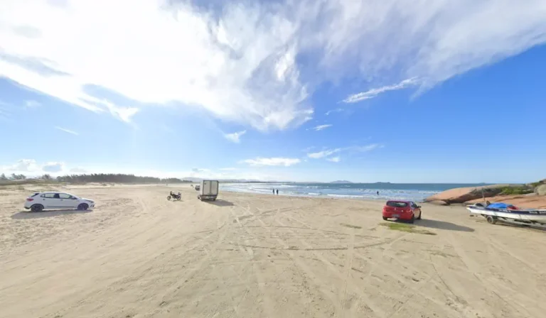 Praia do Cavalinho em Laguna SC