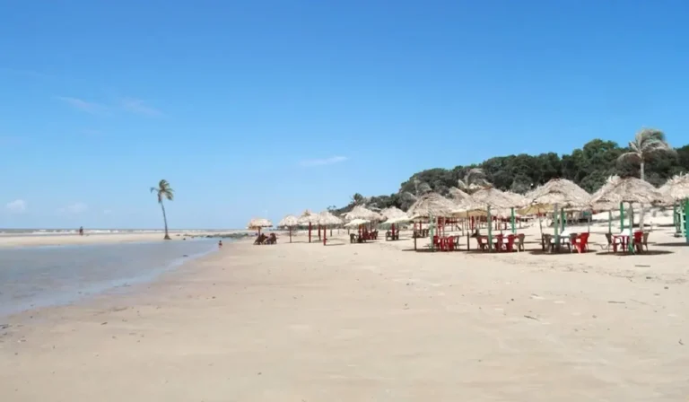 Praia do Pesqueiro Um Pedacinho do Céu