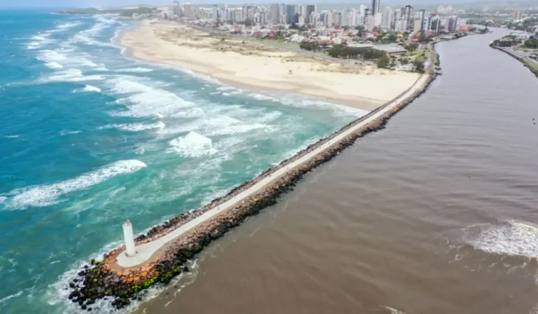 Praia dos Molhes em Torres
